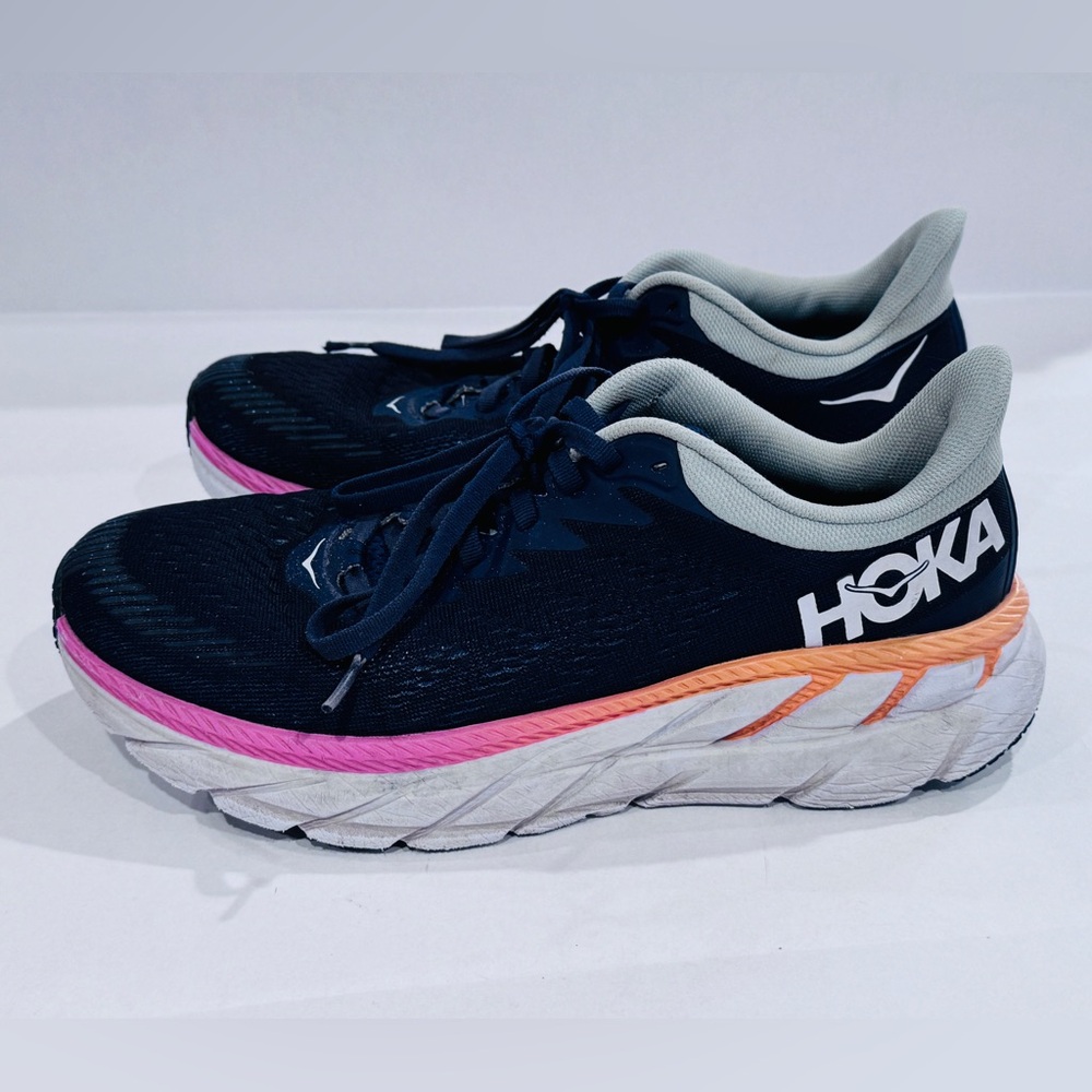 HOKA ONE ONE Clifton 7 Women’s Size 8 Running Shoes - Navy